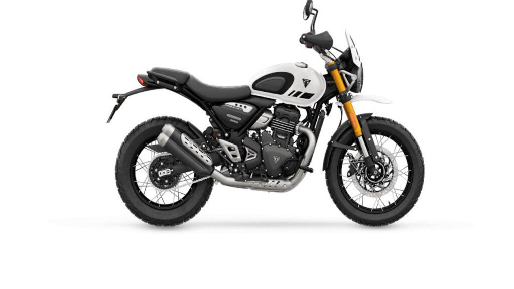 Triumph Scrambler 400 XC standing